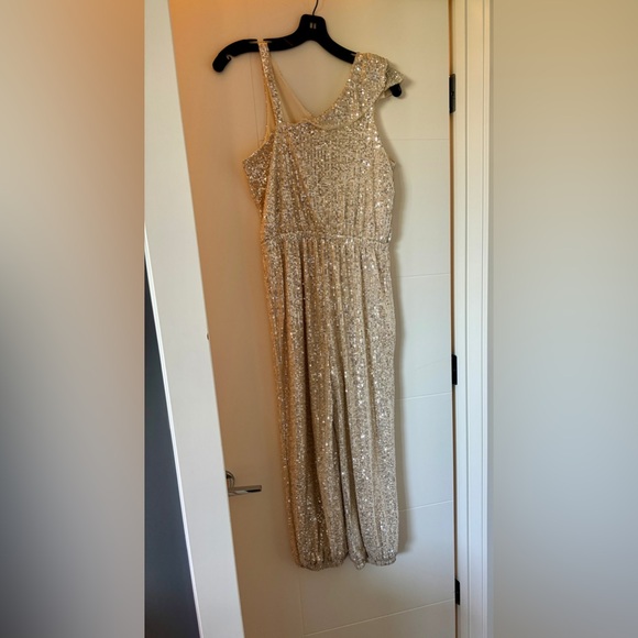 BCBG Girls Sequin Ruffle Jumpsuit (Big Kids), size 16. - Picture 8 of 14